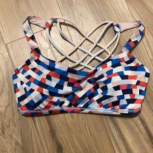 Lululemon sports bra